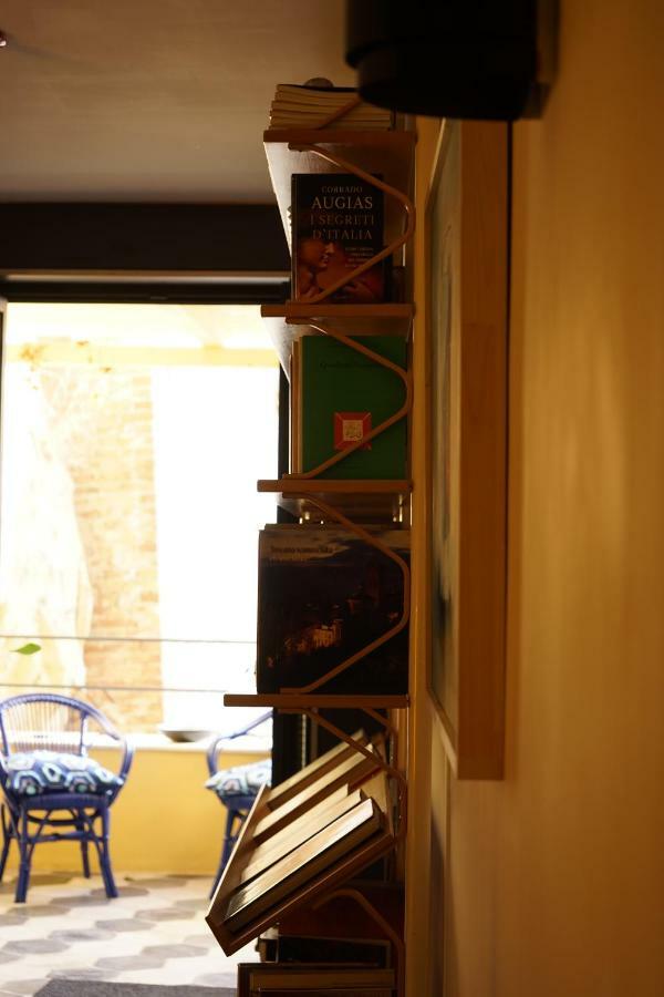 Boutique Hotel-your In Napoli
